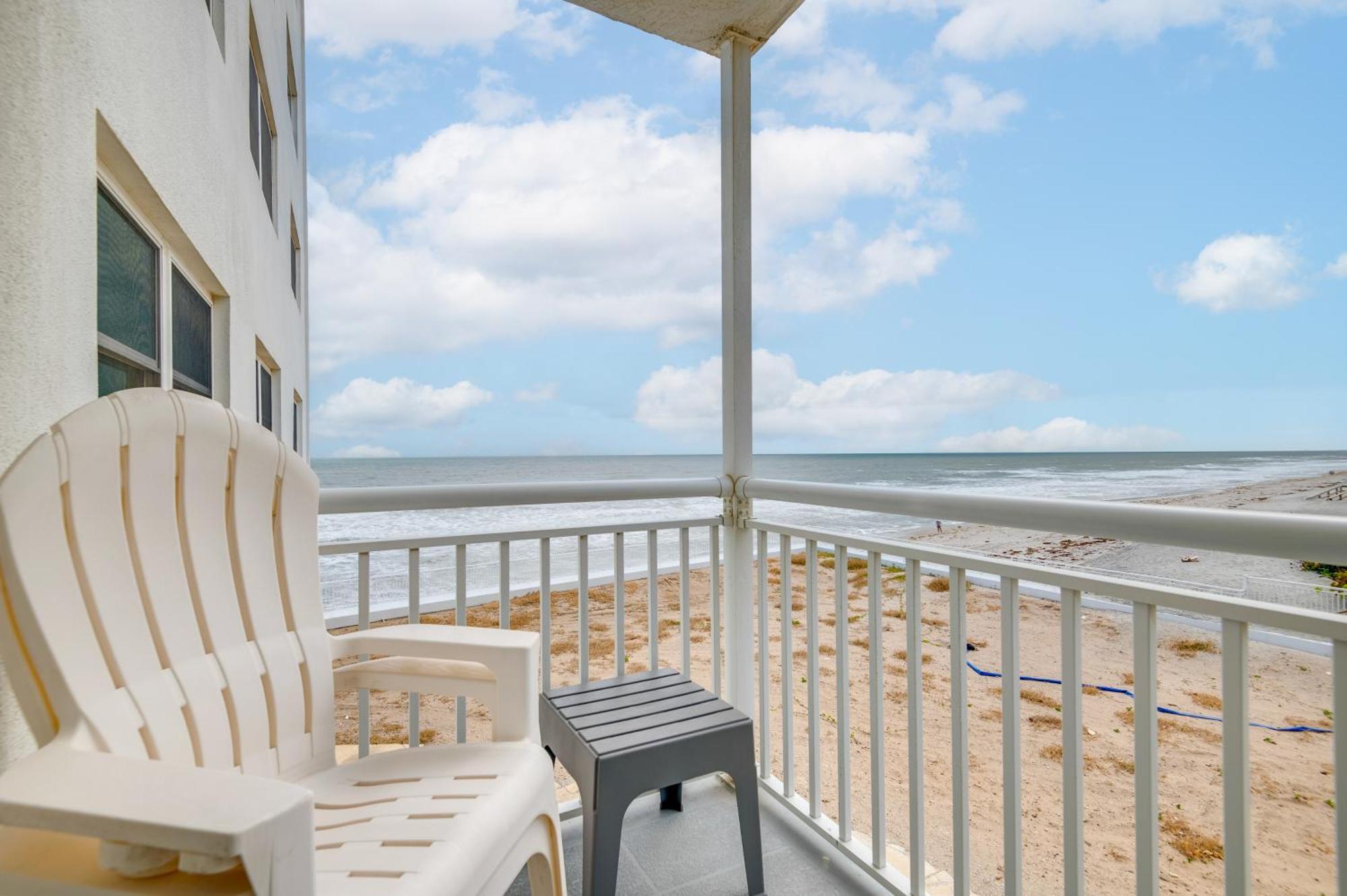 Walk To Shore Satellite Beach Condo With Ocean View Exterior foto